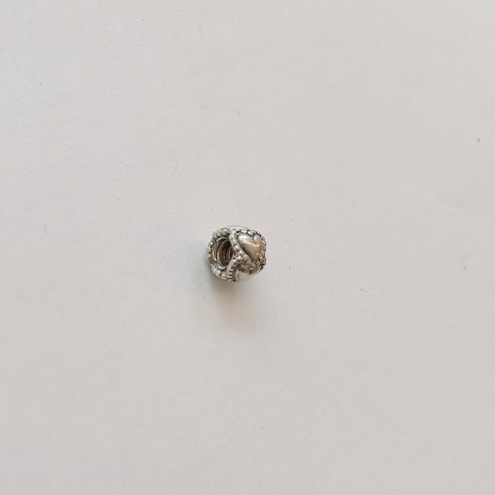 Pandora  Infinite Heart Charm - Picture 2 of 2